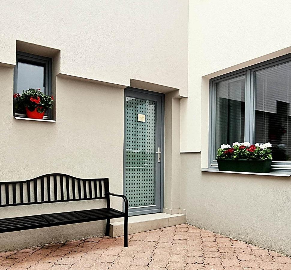 Apartman Zlaty Kriz Písek Exterior foto